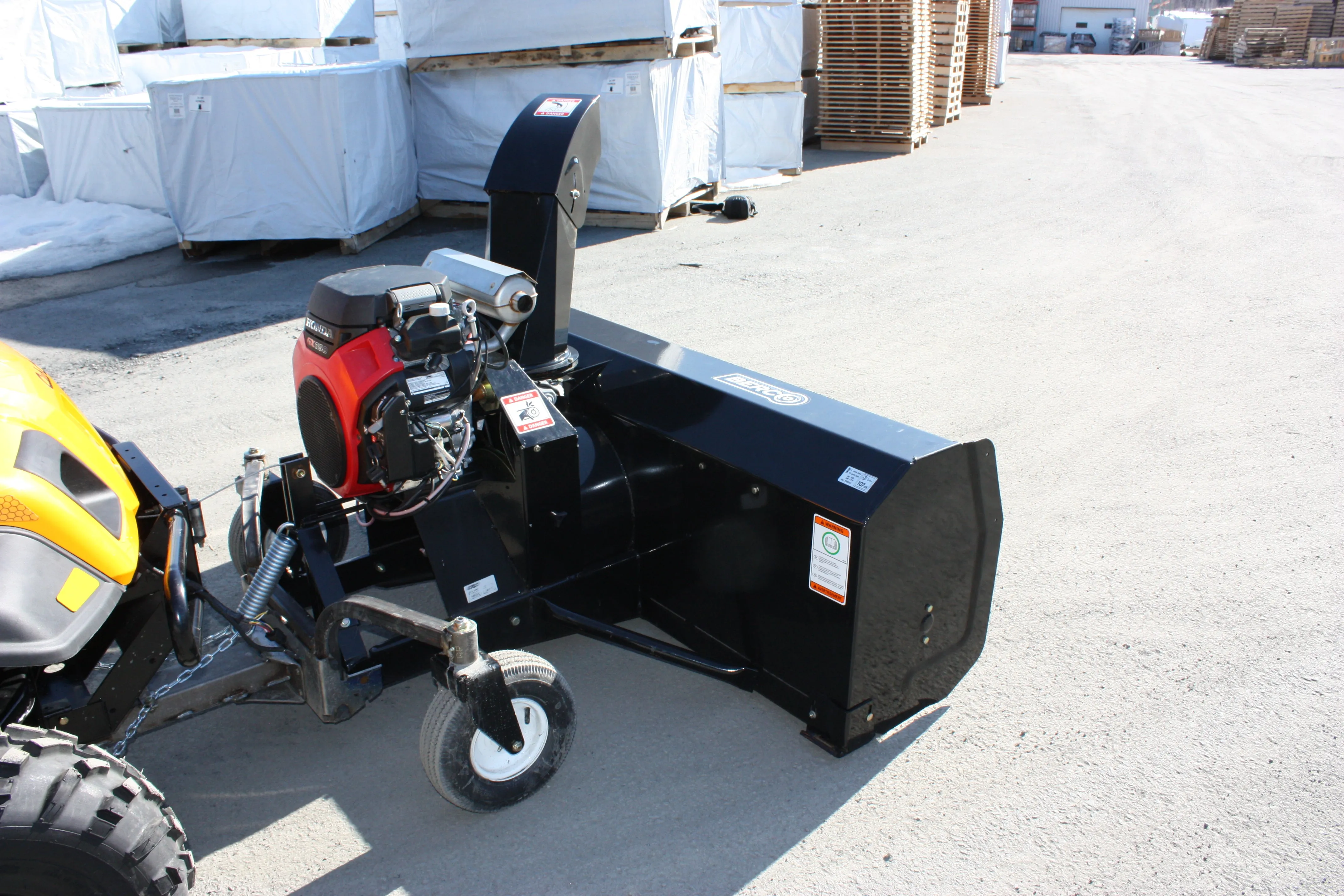 Bercomac Universal Mount Berco 72" Vantage Snowblower For UTV-22 HP Honda Engine