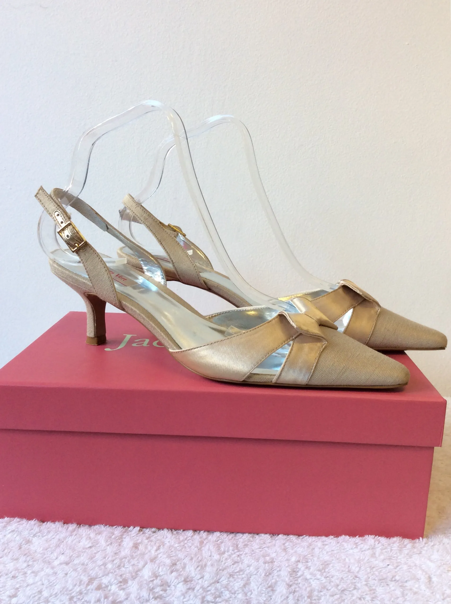 BRAND NEW JACQUES VERT SANDSTONE SATIN SLINGBACK HEELS SIZE 6/39