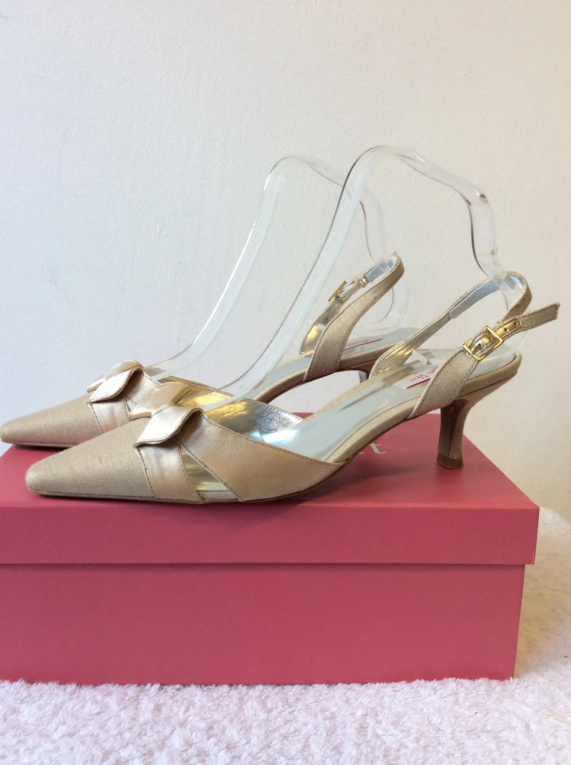 BRAND NEW JACQUES VERT SANDSTONE SATIN SLINGBACK HEELS SIZE 6/39