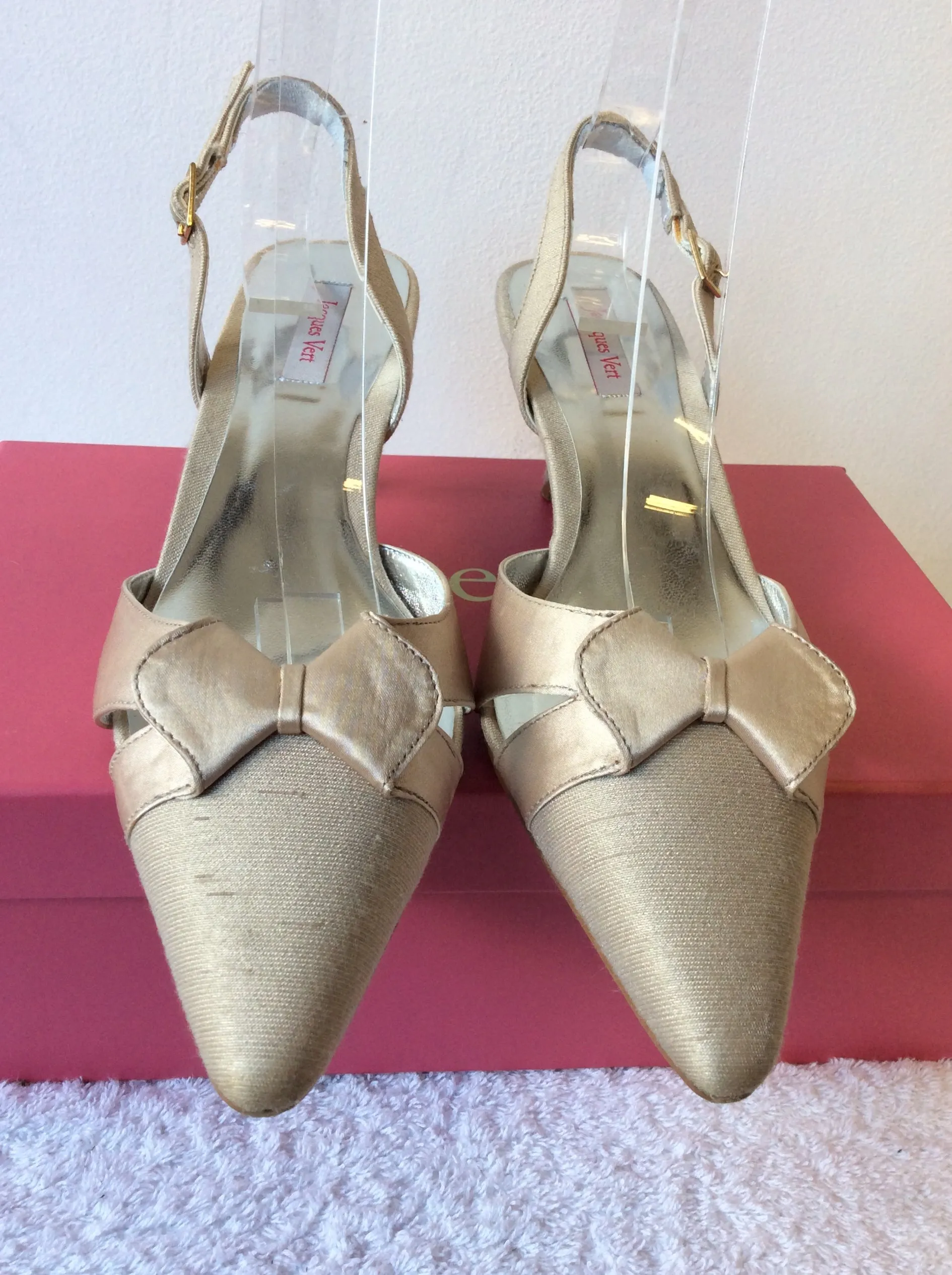BRAND NEW JACQUES VERT SANDSTONE SATIN SLINGBACK HEELS SIZE 6/39