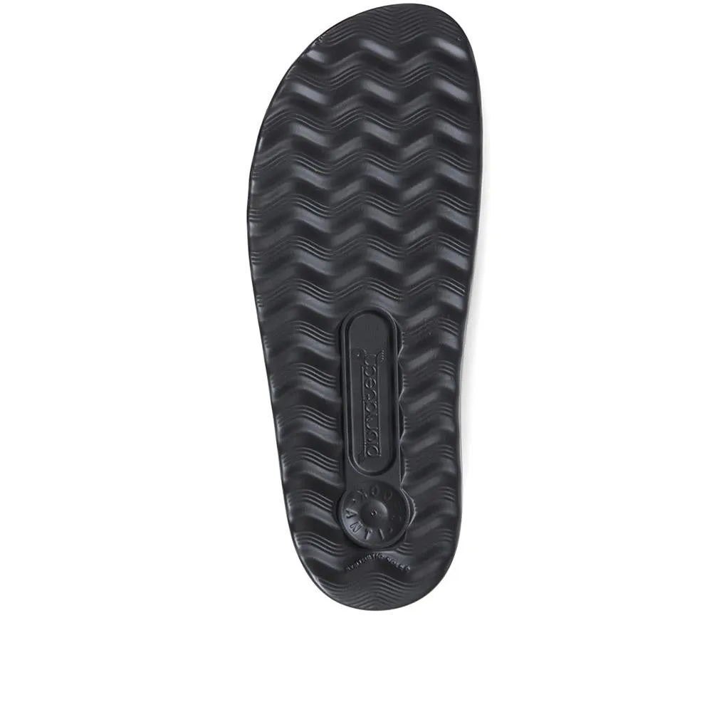 Buckle-Detailed Slip-On Sandals - FLY37049 / 323 228