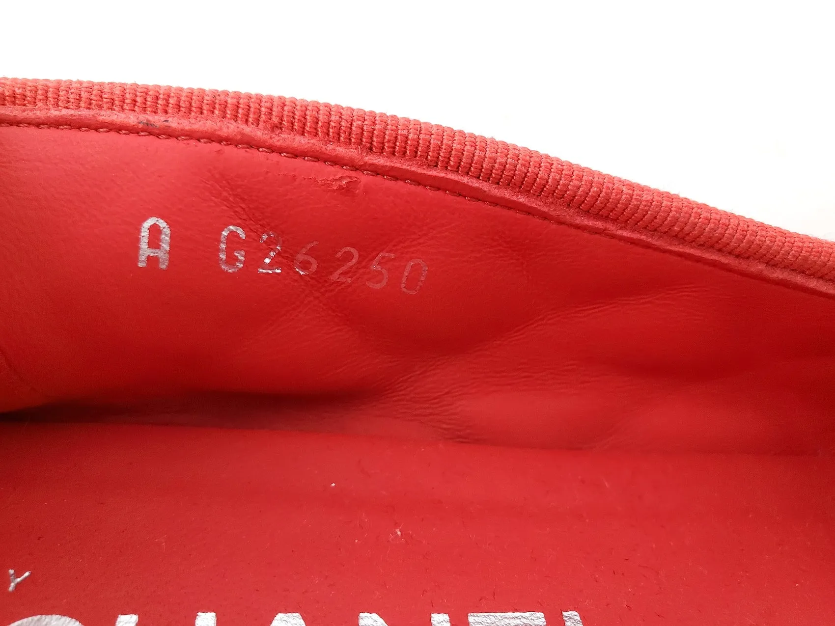 CHANEL 18A Red Quilted CC Logo Classic Ballet Flats 37.5C