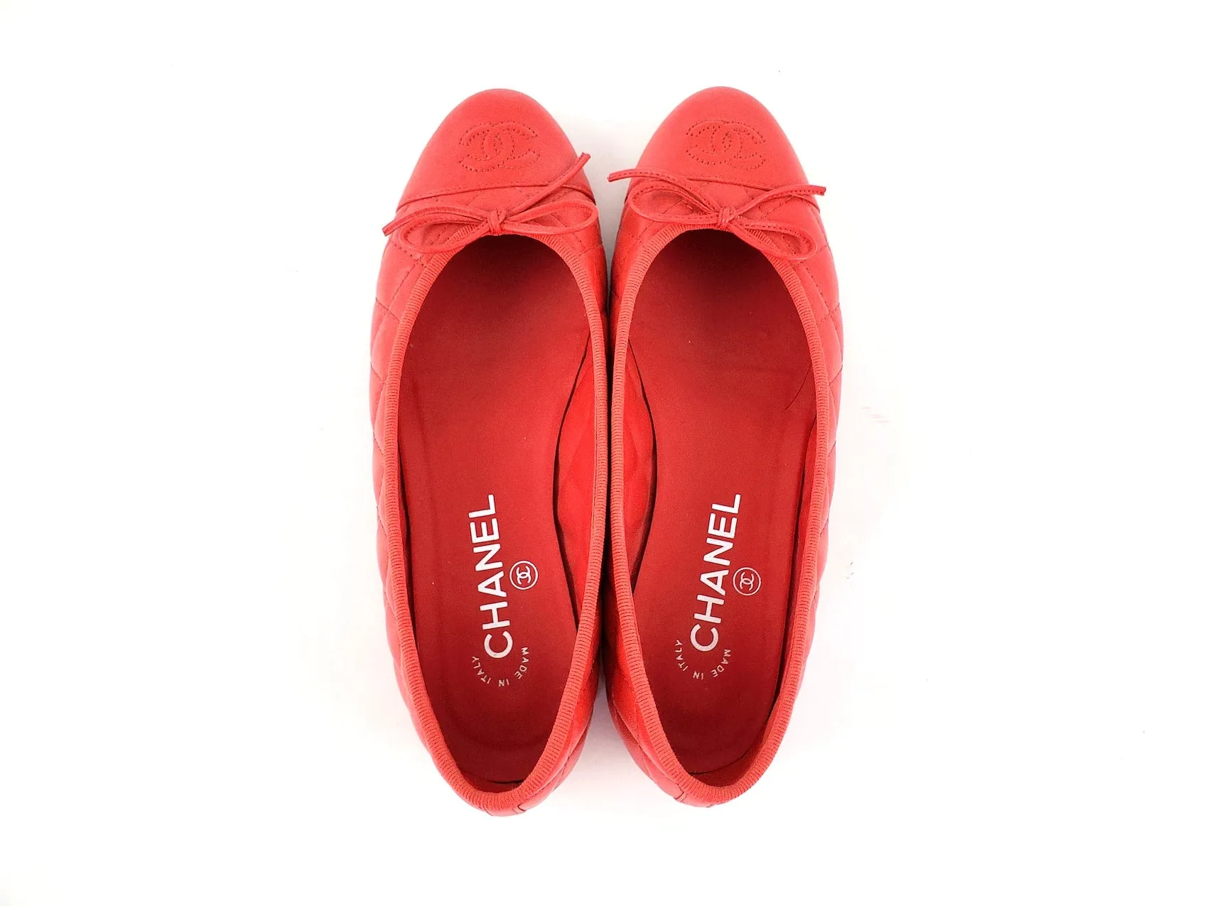 CHANEL 18A Red Quilted CC Logo Classic Ballet Flats 37.5C