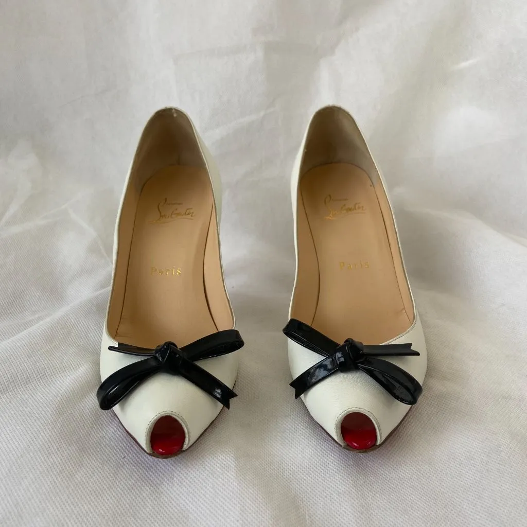 Christian Louboutin White Leather Tibunodo Bow Peep Toe Pumps, 36.5