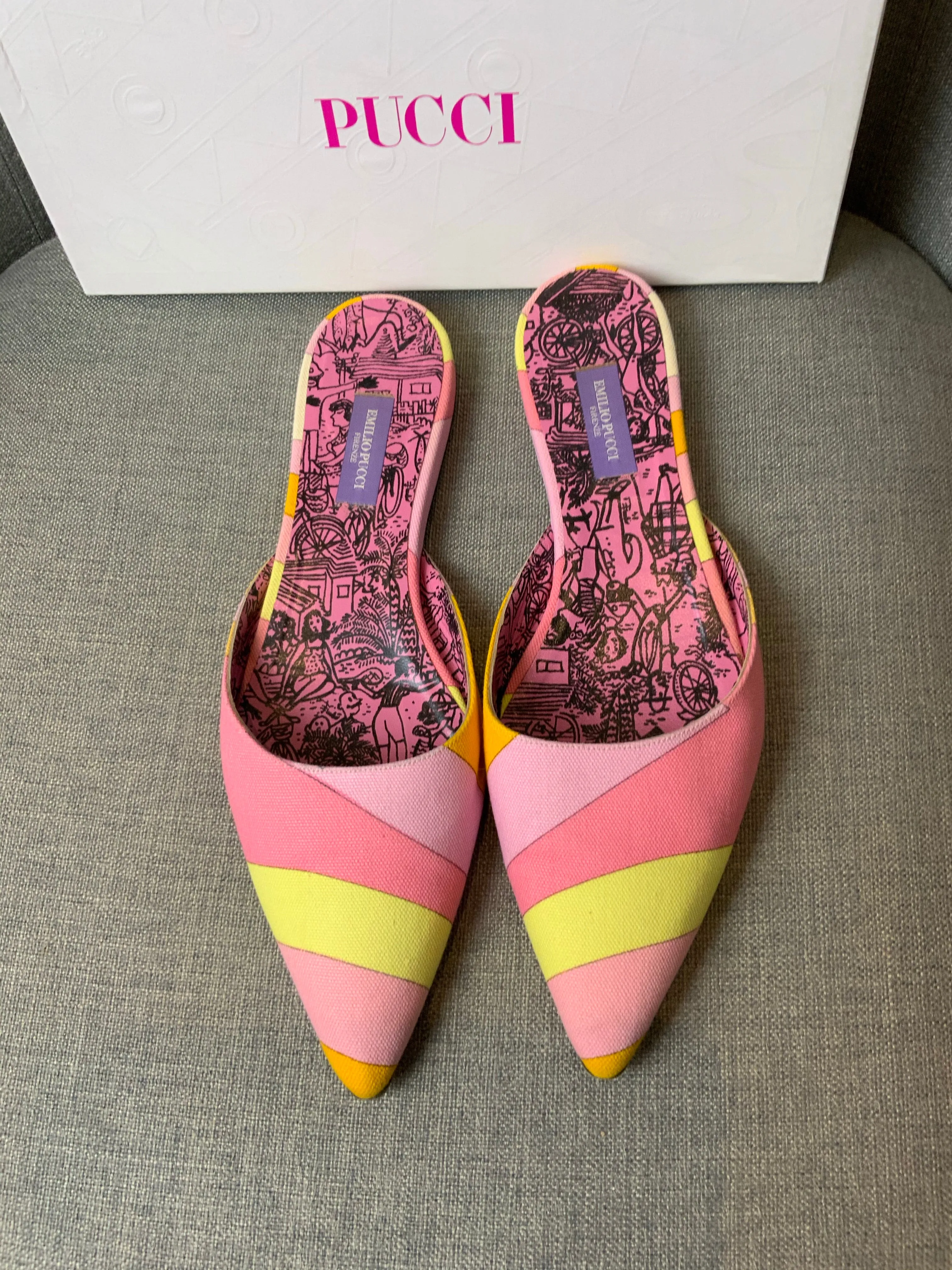 EMILIO PUCCI MULTI COLOR PRINTED MULES FLATS SIZE 39 US 9 UK 6 ladies