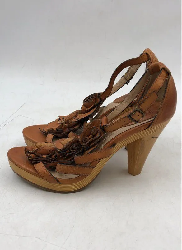 Frye Women's 73496 Brown Strappy Heels - Size 8M