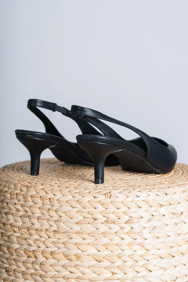 Grazia pointed toe kitten heel black