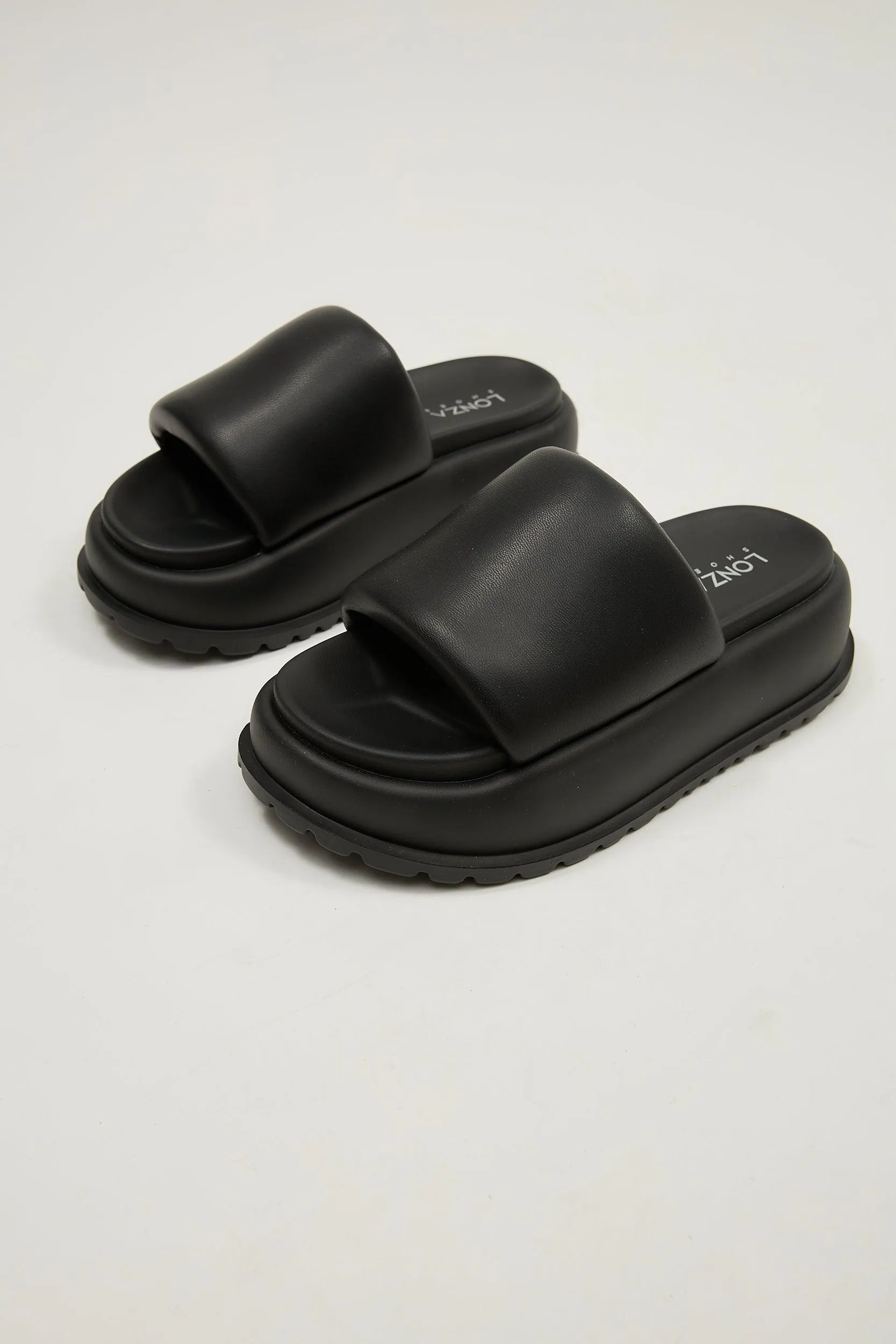 Lola Black