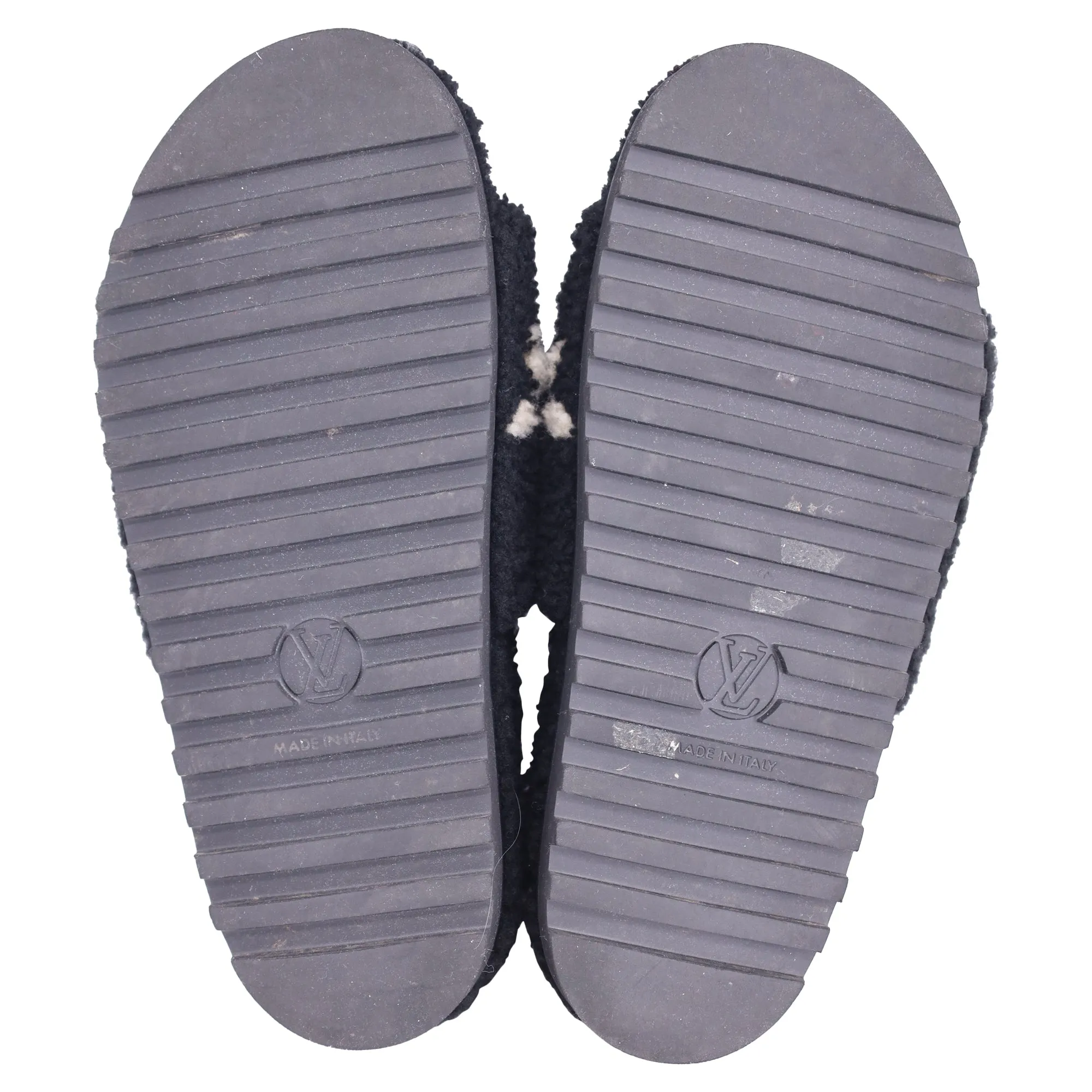 Louis Vuitton Shearling Bom Dia Flate Mule in Black Wool