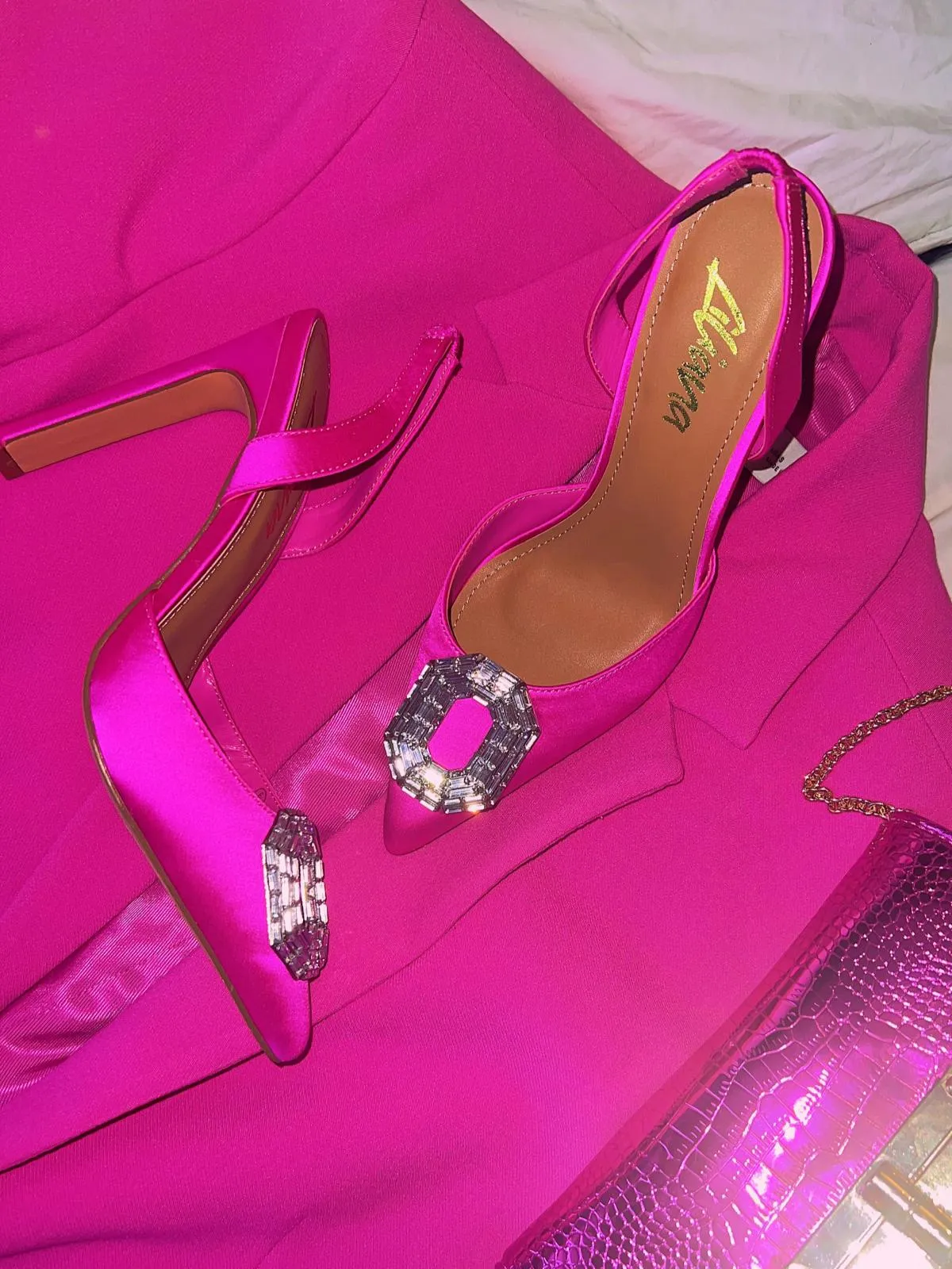 MAVIS-5 SQUARE RHINESTONE BUCKLE POINTED PUMP - HOT PINK