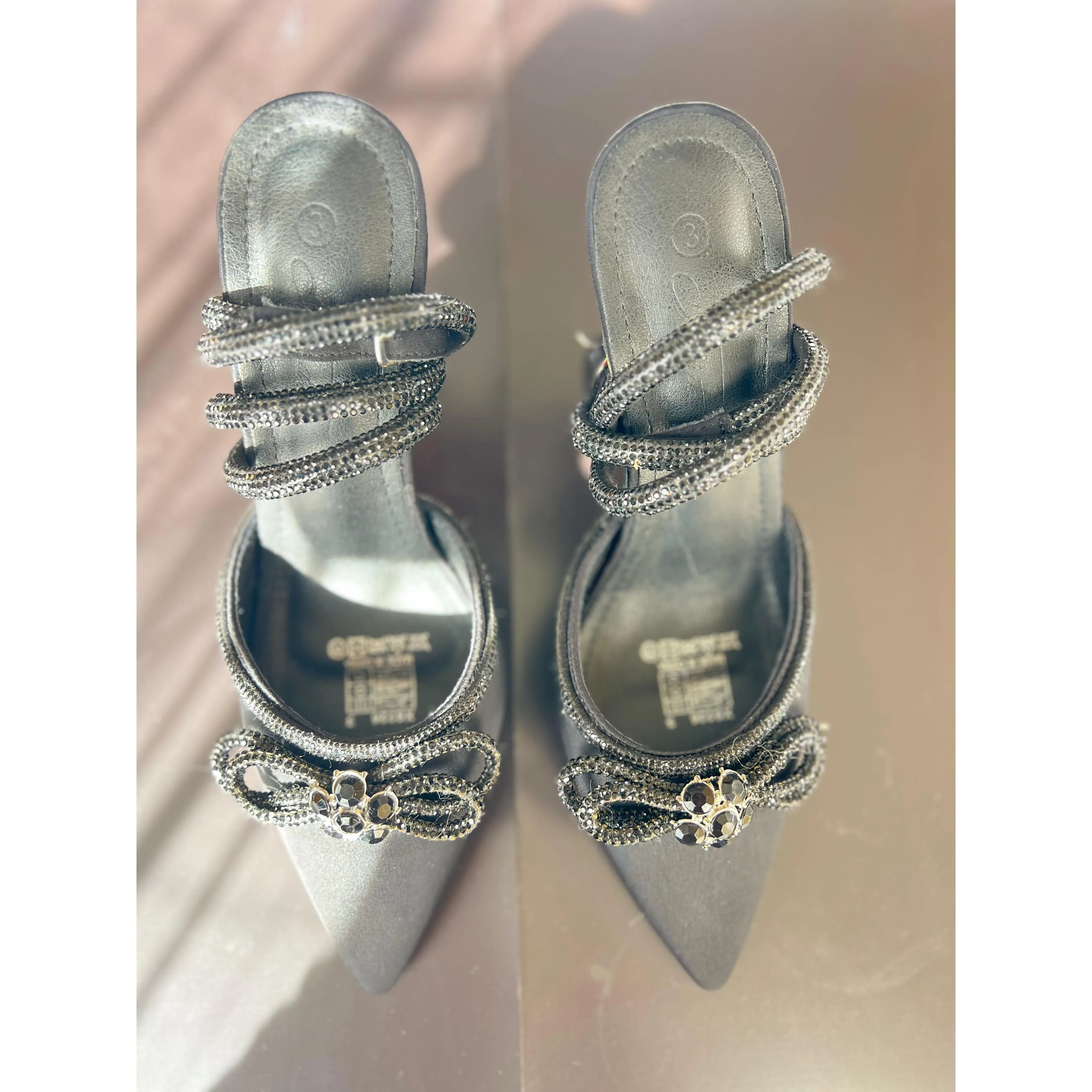 Rhinestone Pointed High Heel