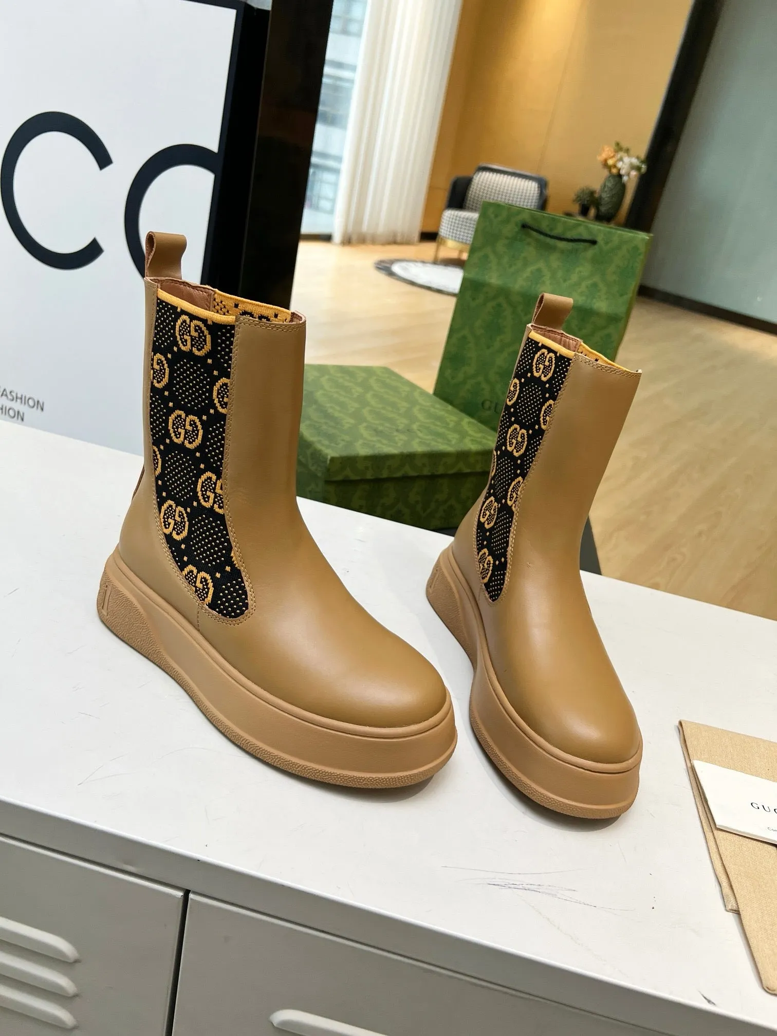 SE1296 GG Boots / Size 5-11