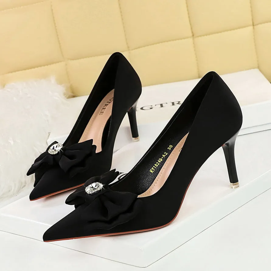 Shallow mouthed pointed satin bow high heels