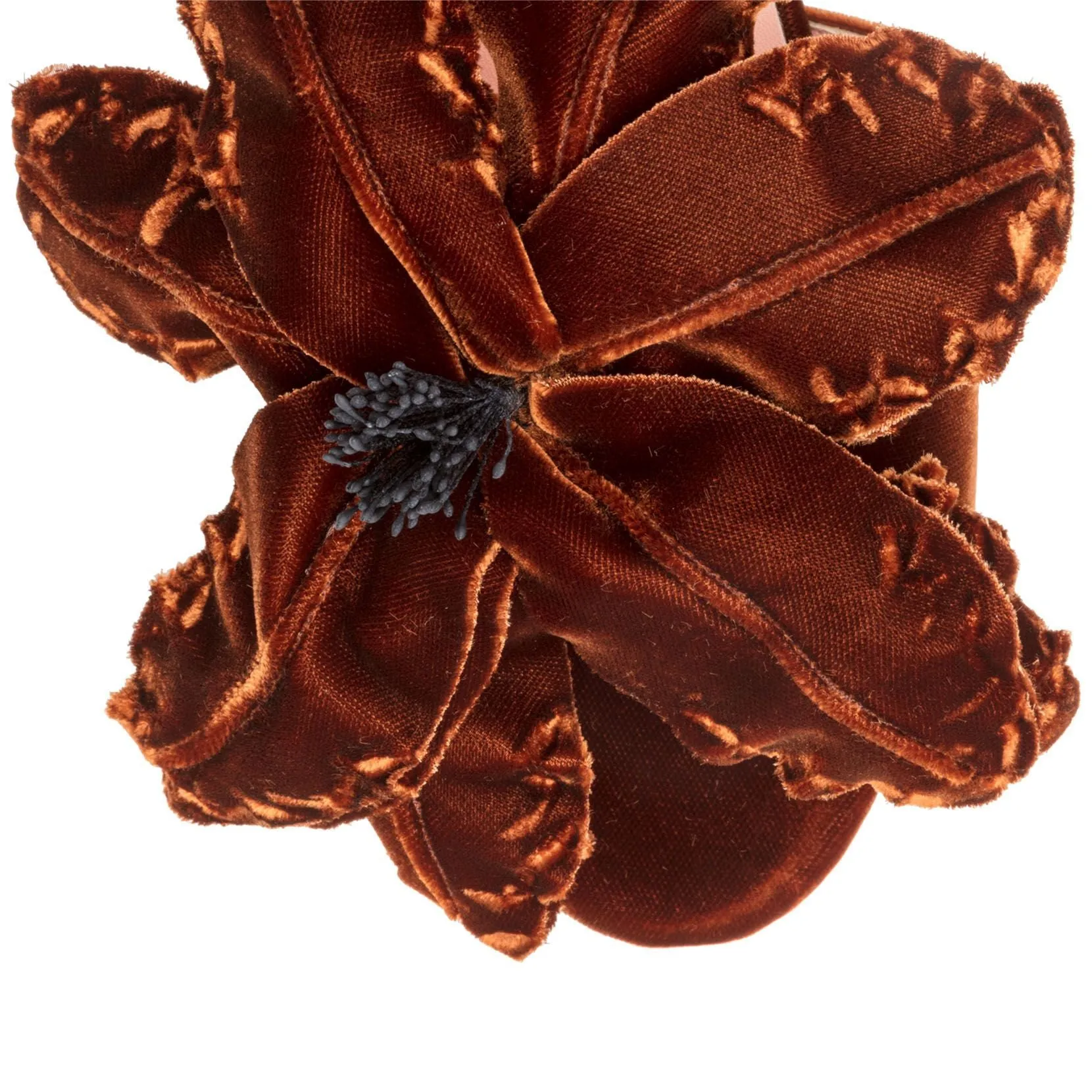 Velvet plateau flower flats