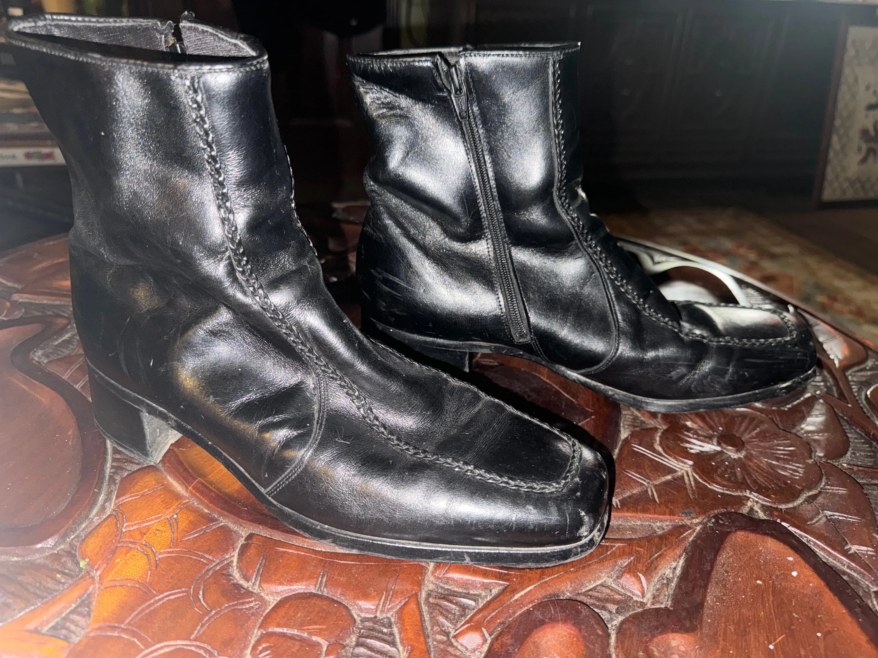 Vintage Men's short black dress boots 9.5 D