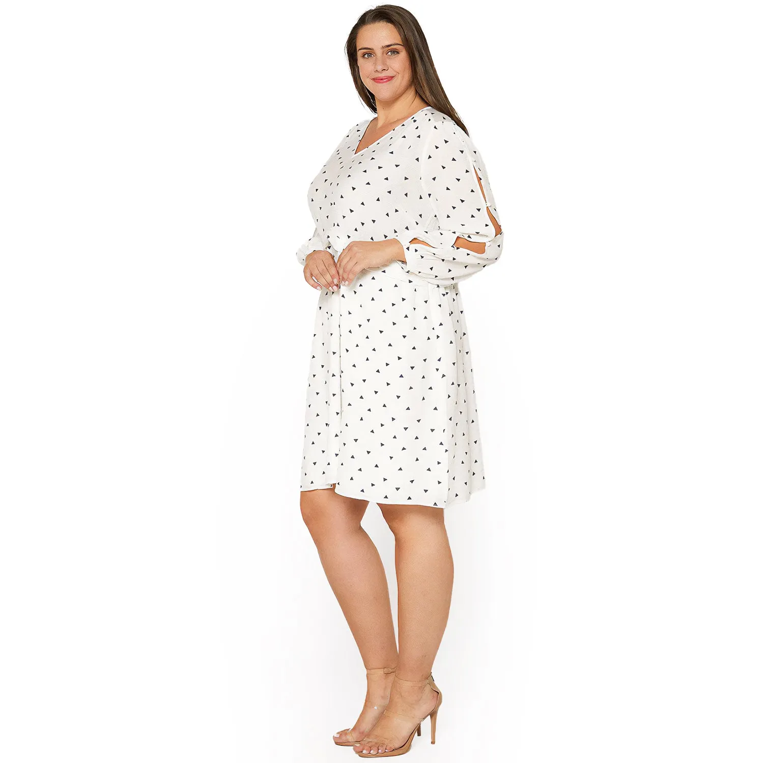 Women's Plus Size Triangle Print Long Sleeve Dress in White Triangle